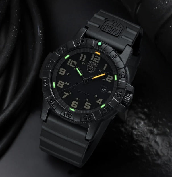 LUMINOX Leatherback SEA Turtle Giant XS.0330