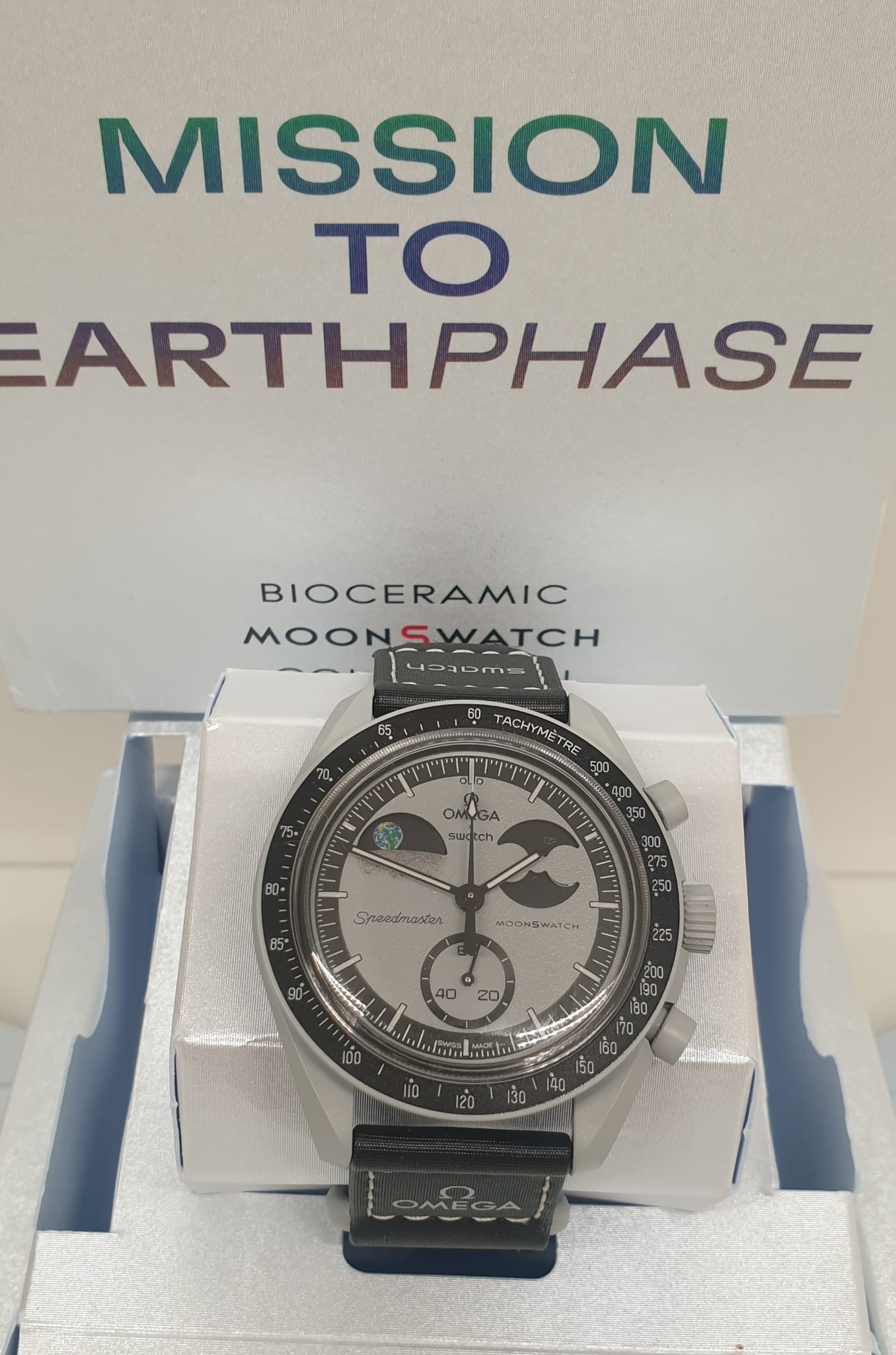 Moonswatch Mission to Earthphase S033M700