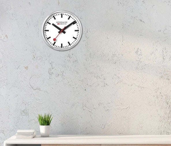 MONDAINE WANDUHR A995.CLOCK.16SBB